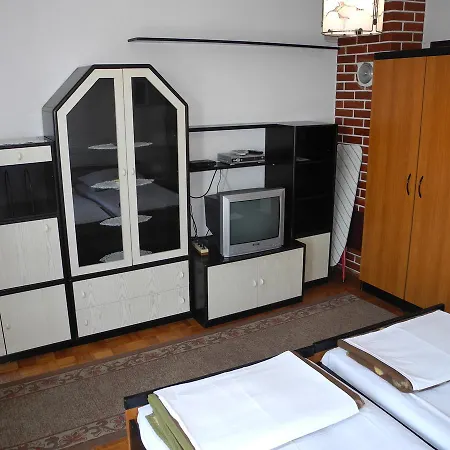In 5481 Apartment